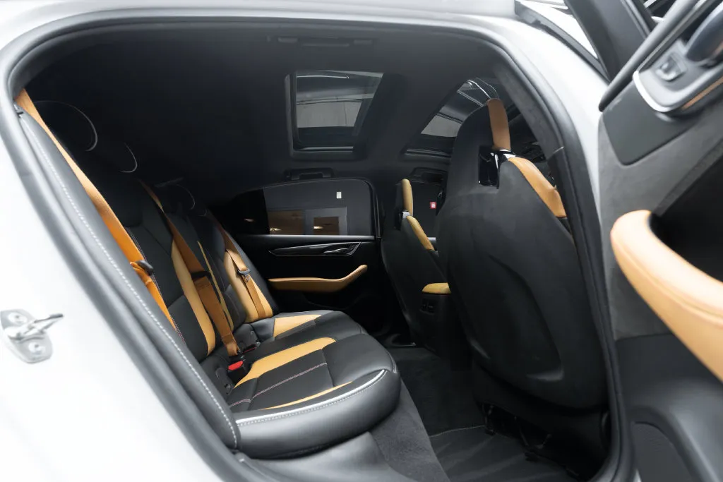 Cadillac CT5 photo 40