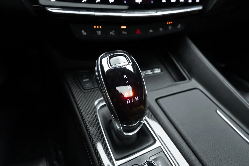 Cadillac CT5 photo 35