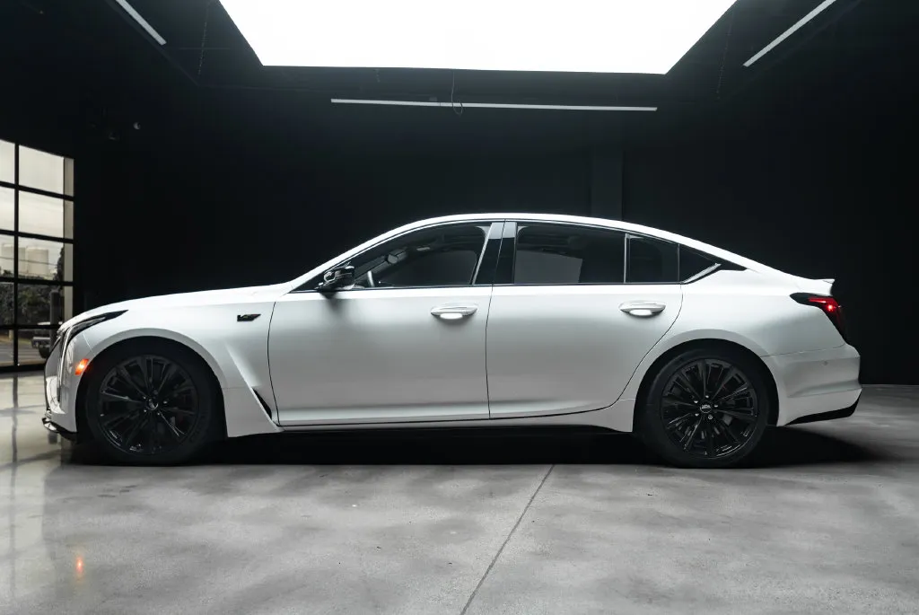Cadillac CT5 photo 19