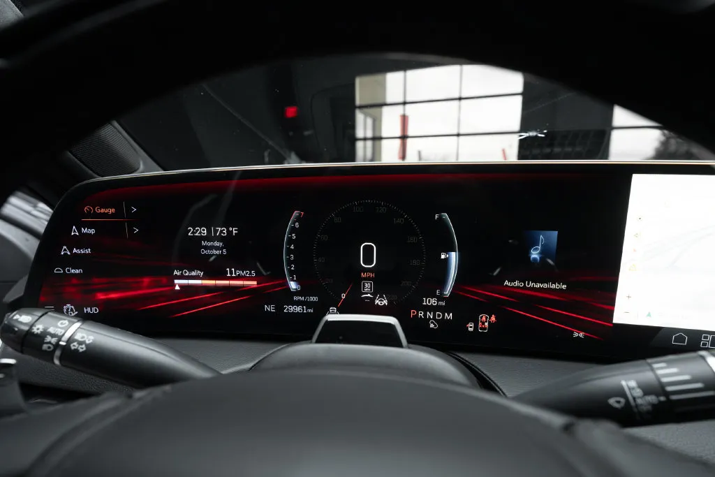 Cadillac CT5 photo 30