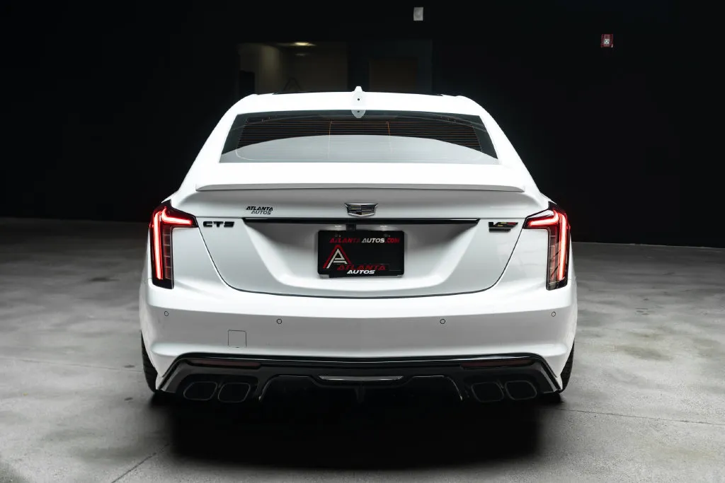 Cadillac CT5 photo 15