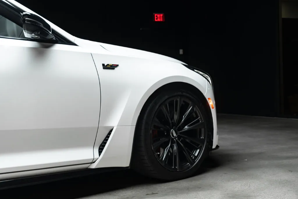 Cadillac CT5 photo 8