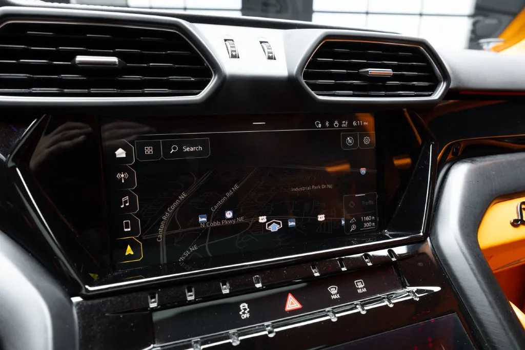 Lamborghini URUS photo 46