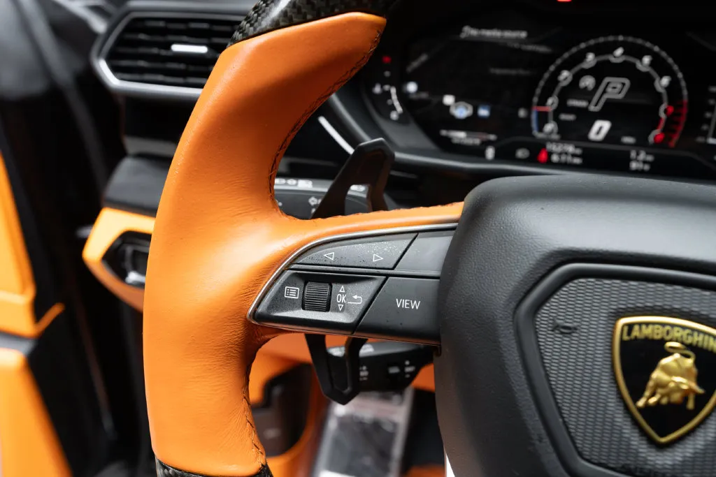 Lamborghini URUS photo 43