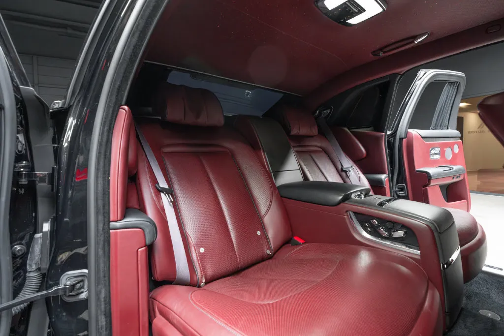 Rolls-Royce Ghost photo 44