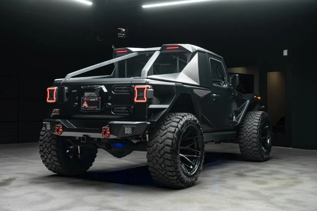Jeep Wrangler photo 18