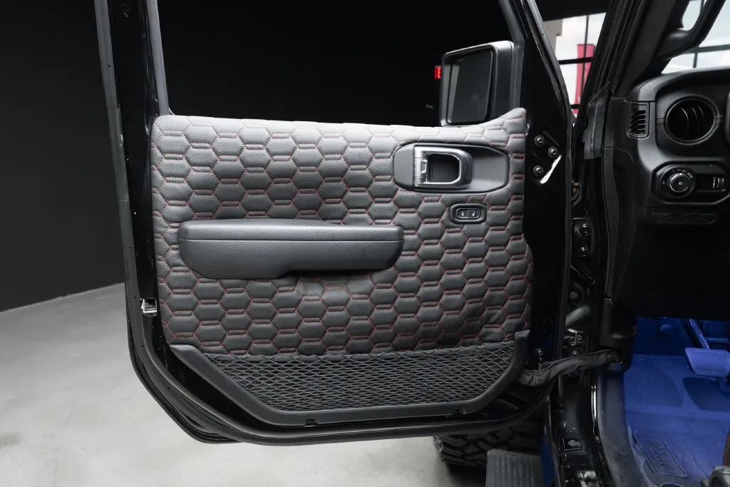 Jeep Wrangler photo 29