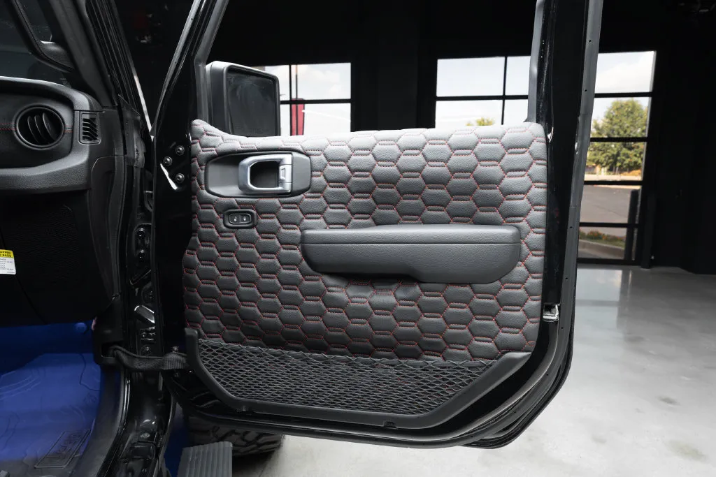 Jeep Wrangler photo 46