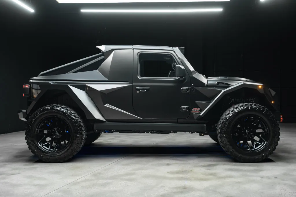 Jeep Wrangler photo 14