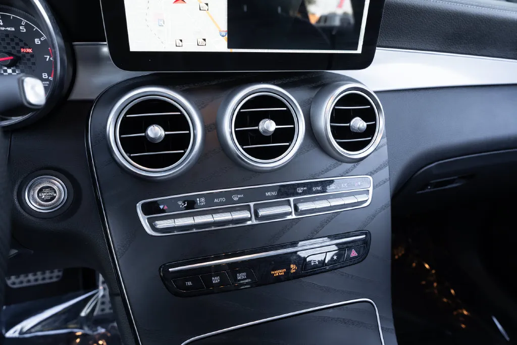 Mercedes-Benz GLC photo 33