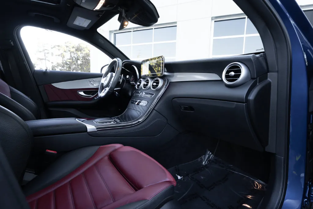 Mercedes-Benz GLC photo 35