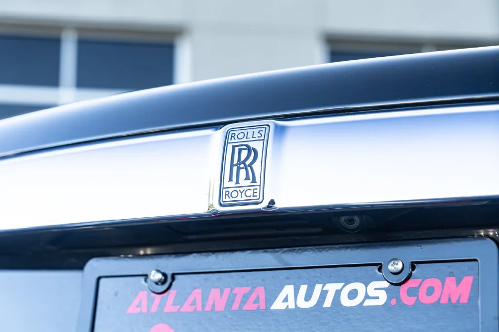 Rolls-Royce Dawn photo 15