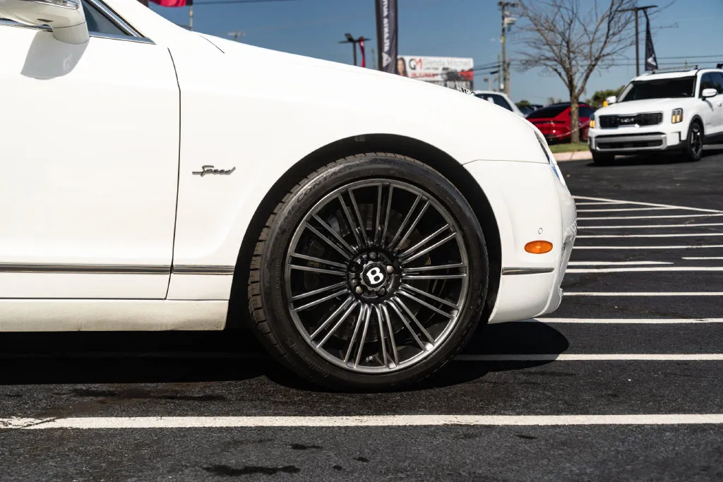 Bentley Flying Spur photo 7