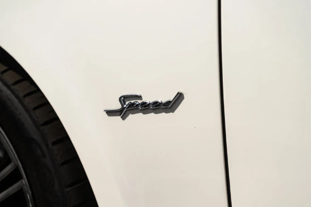 Bentley Flying Spur photo 18