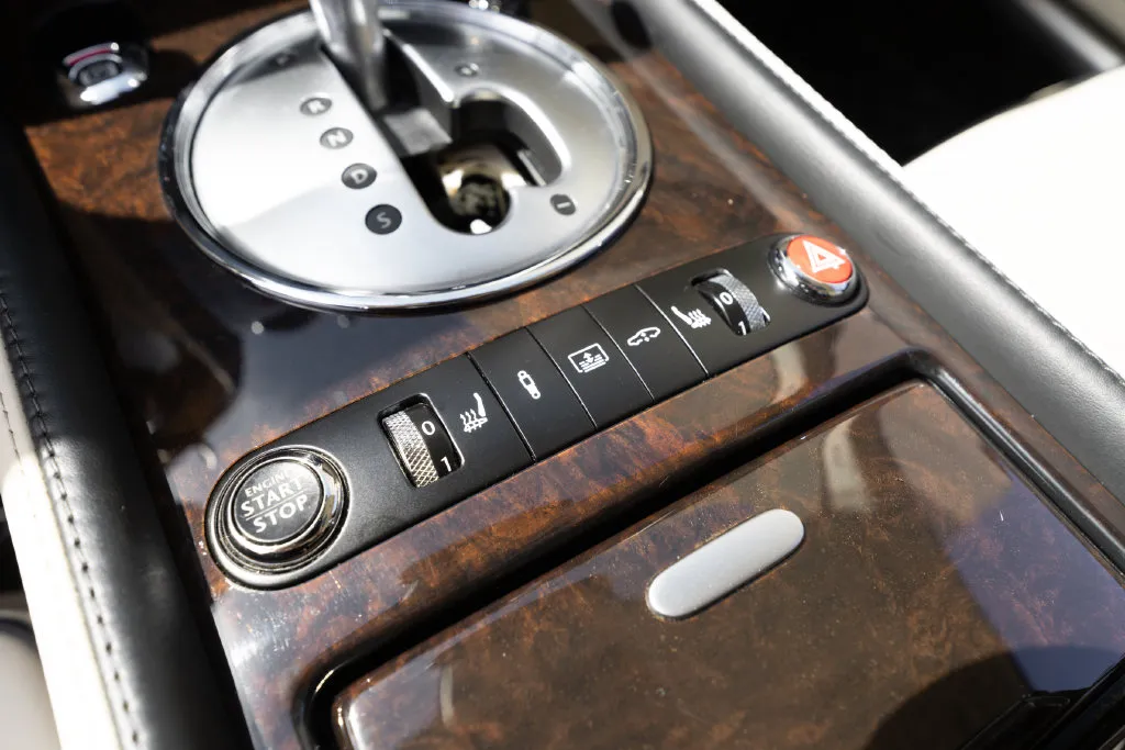 Bentley Flying Spur photo 33