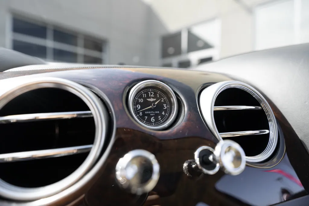 Bentley Flying Spur photo 29