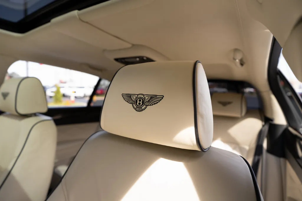Bentley Flying Spur photo 22