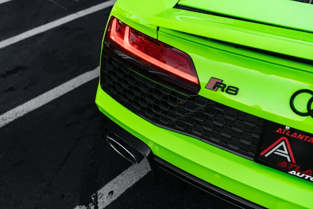 Audi R8 photo 16