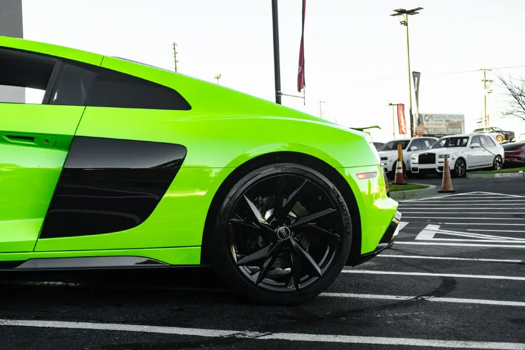 Audi R8 photo 18