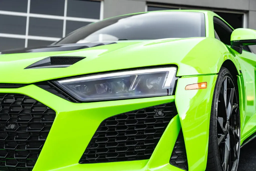 Audi R8 photo 3