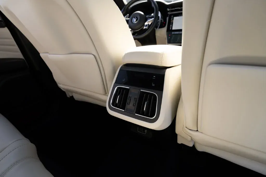 Maserati Grecale photo 36