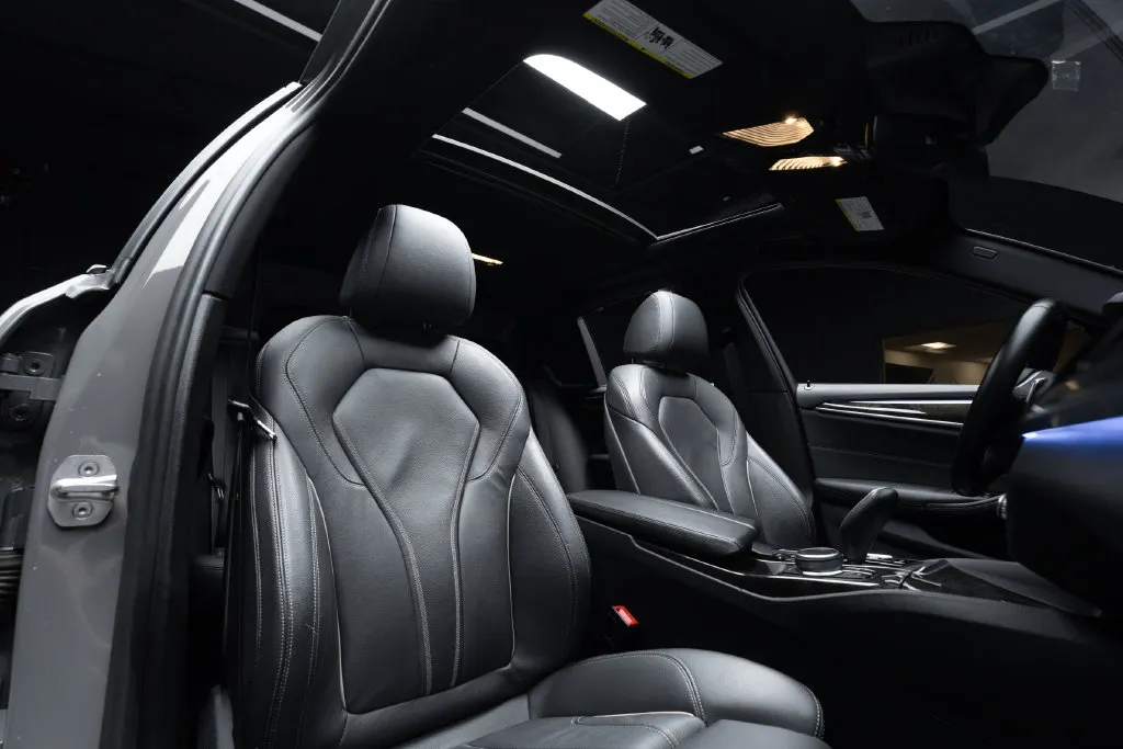 BMW 5 Series photo 37