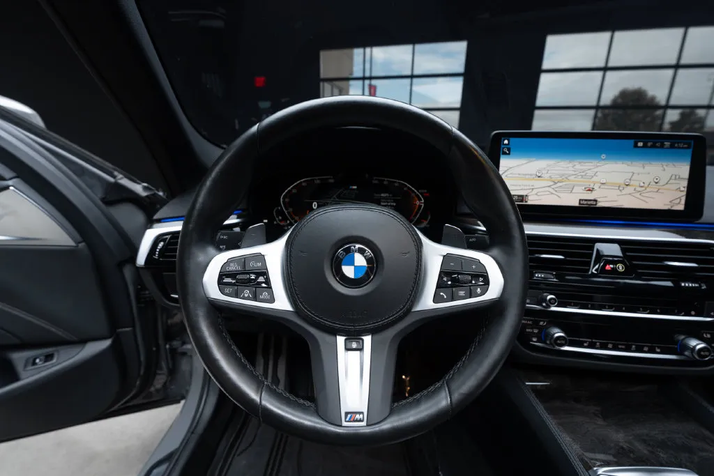 BMW 5 Series photo 24