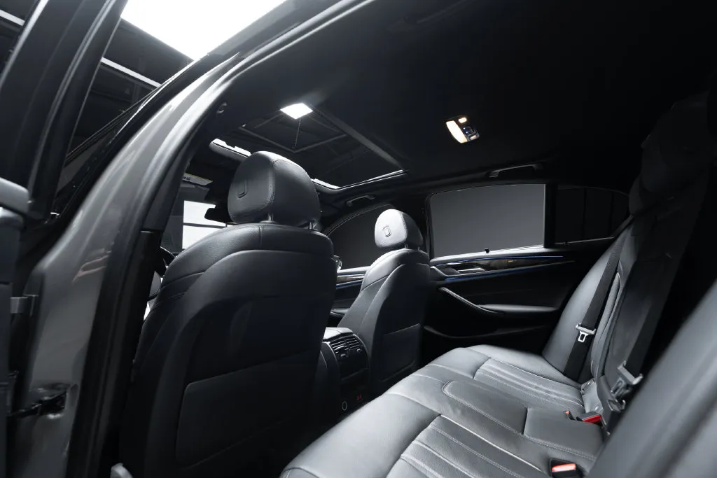 BMW 5 Series photo 41