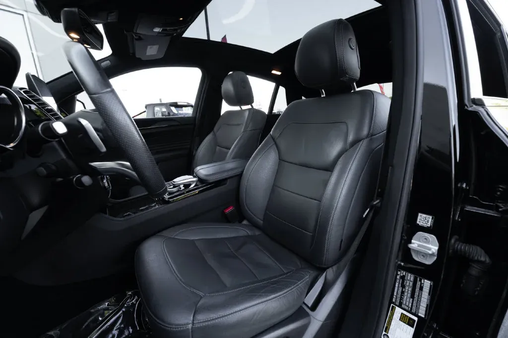 Mercedes-Benz GLE photo 23