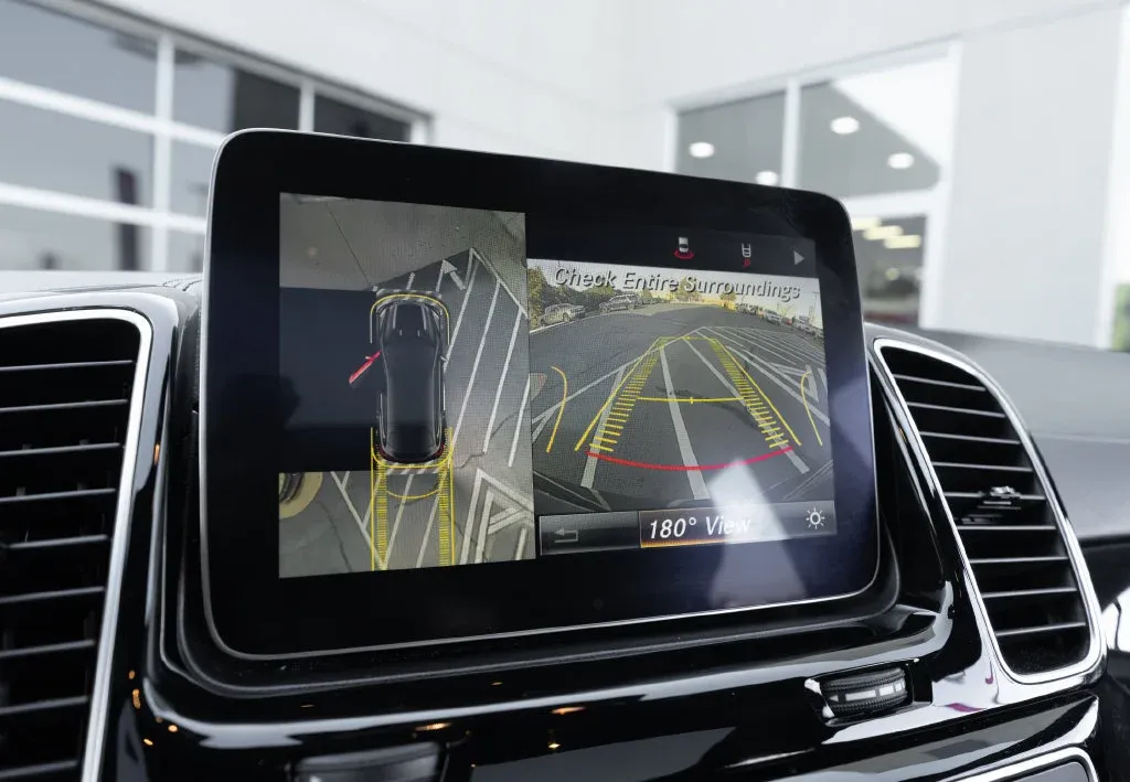 Mercedes-Benz GLE photo 30