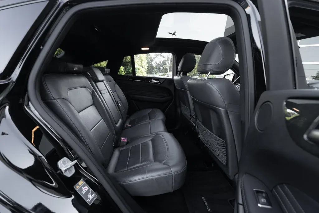 Mercedes-Benz GLE photo 36
