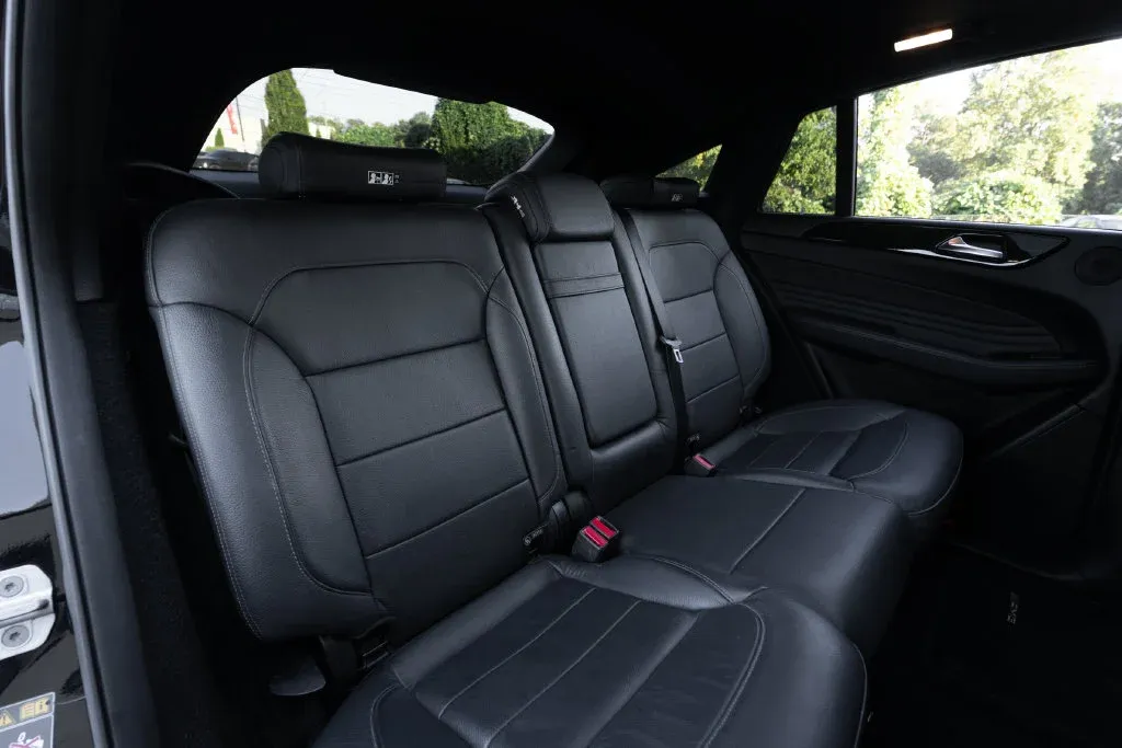 Mercedes-Benz GLE photo 37