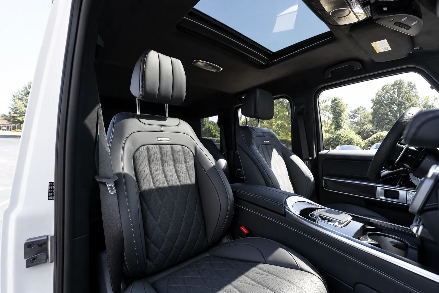 Mercedes-Benz G-Class photo 25
