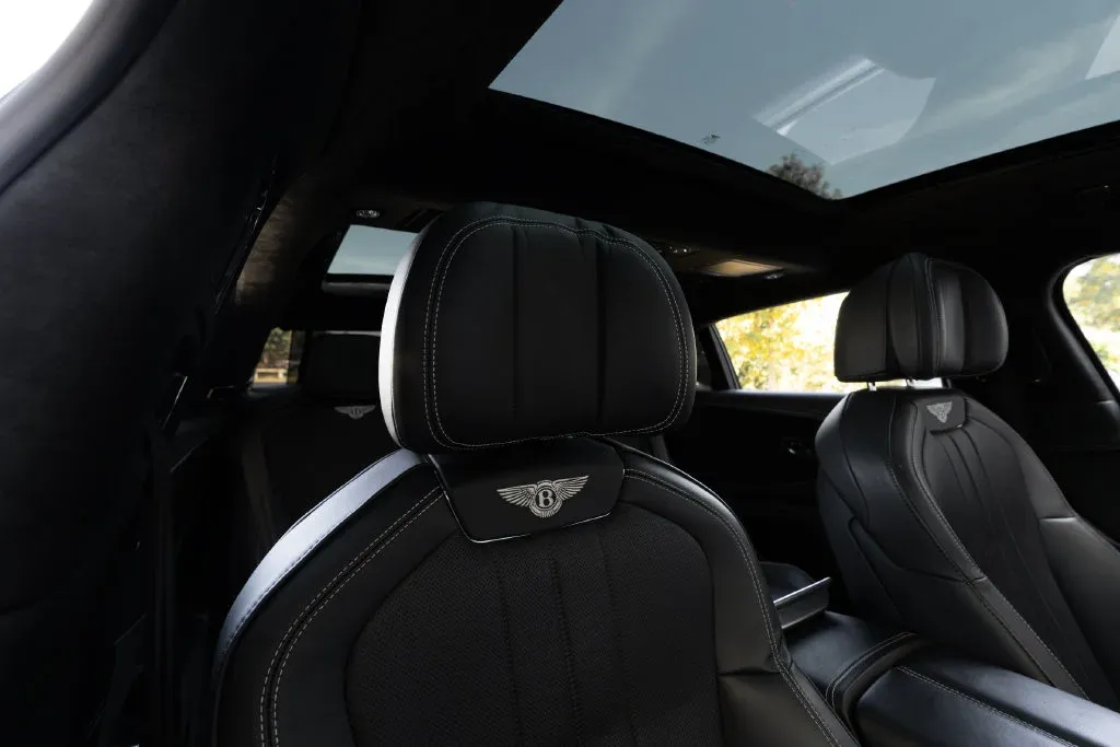 Bentley Flying Spur photo 53