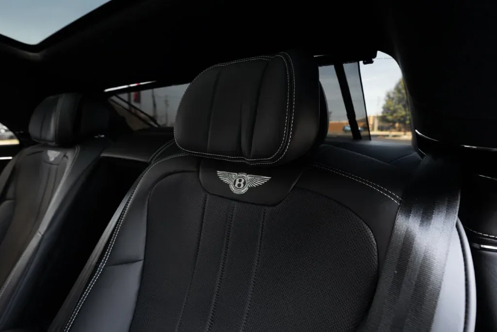 Bentley Flying Spur photo 68
