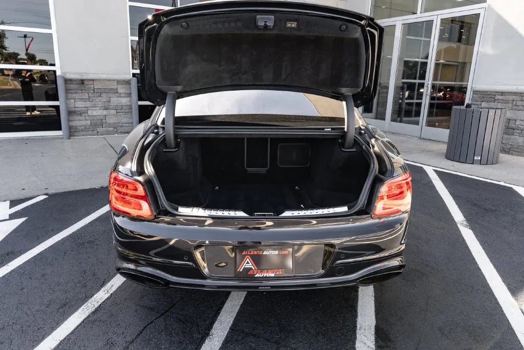 Bentley Flying Spur photo 73
