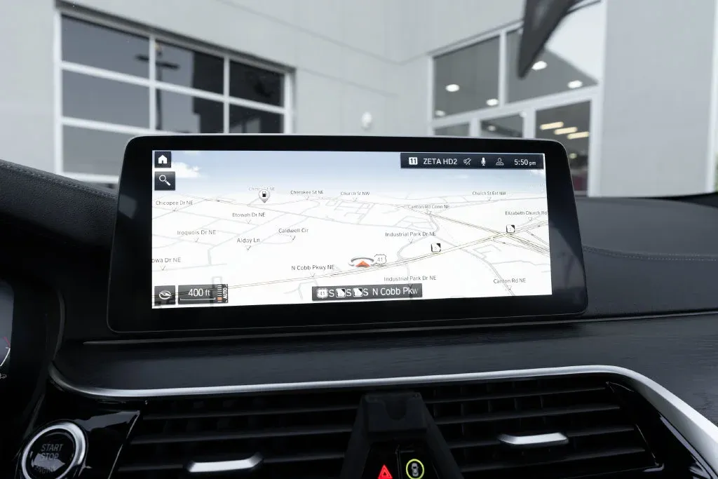 BMW 5 Series photo 28