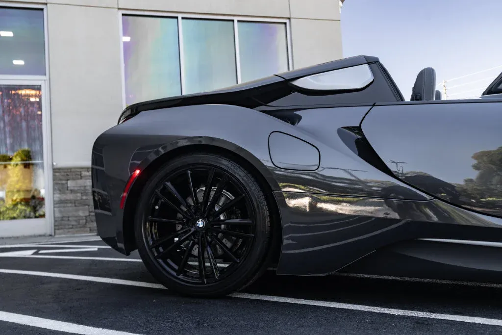 BMW i8 photo 14