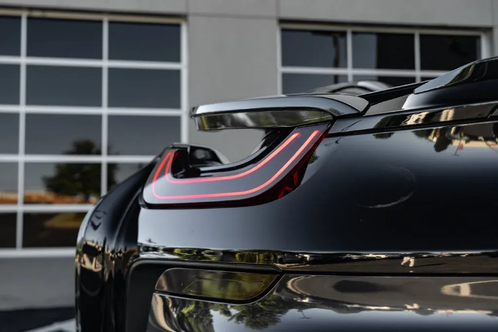 BMW i8 photo 19