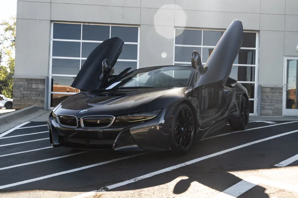 BMW i8 photo 3