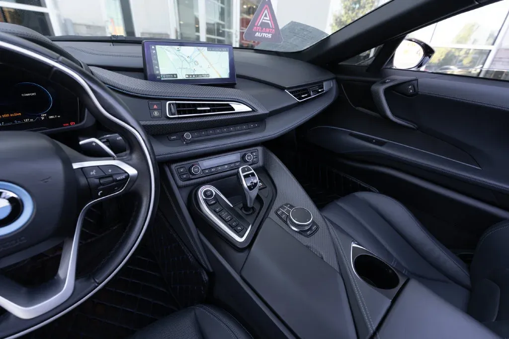 BMW i8 photo 32