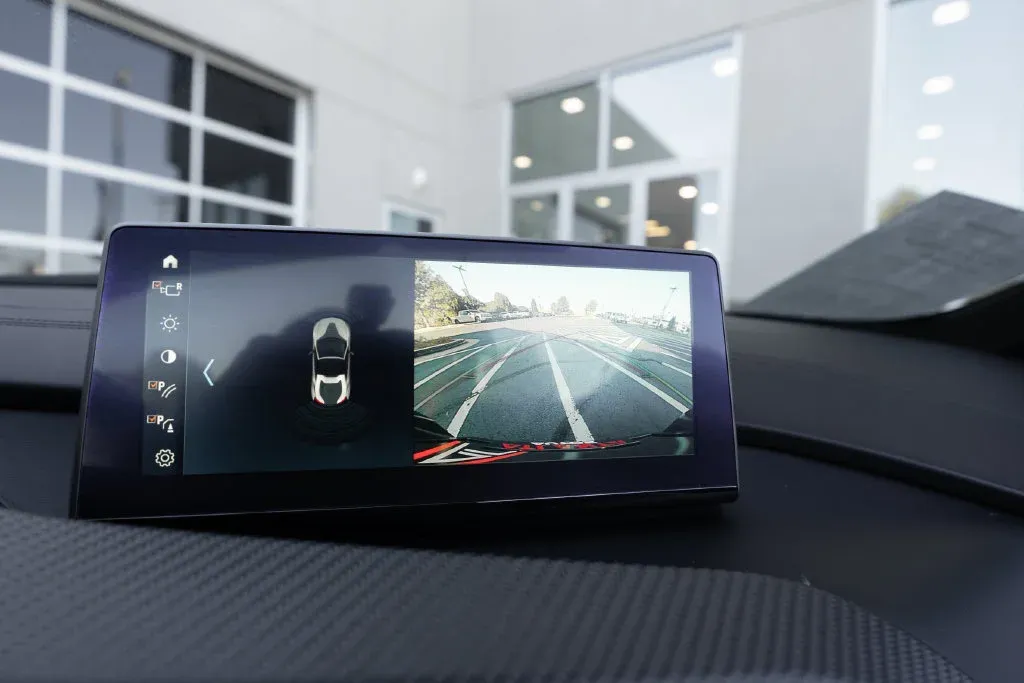 BMW i8 photo 34