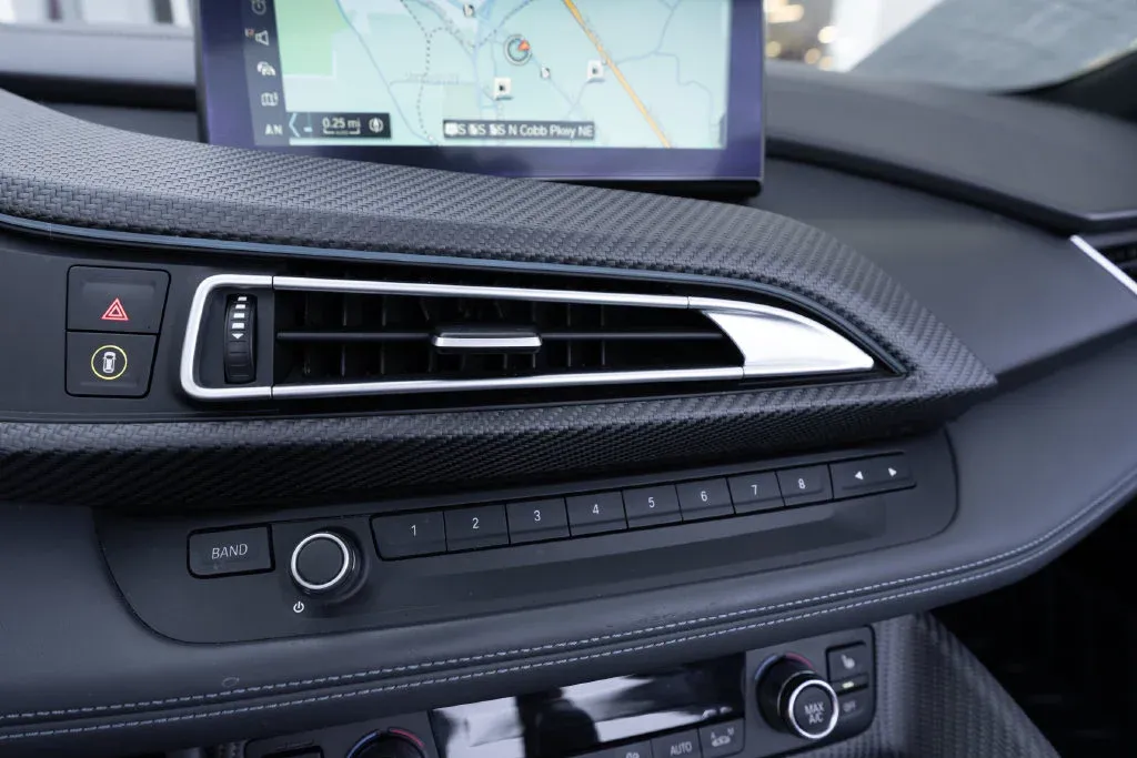 BMW i8 photo 35