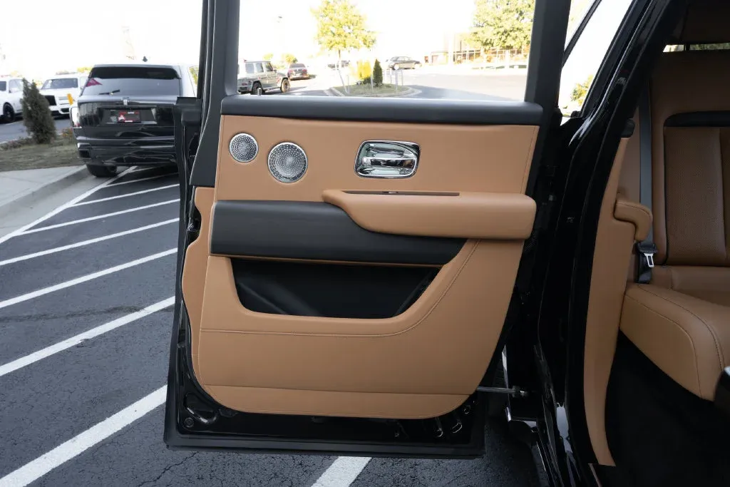 Rolls-Royce Cullinan photo 56