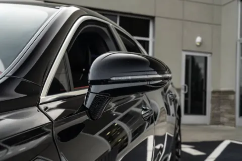 More photos of 2020 Bentley Flying Spur W12 at Atlanta Autos, GA