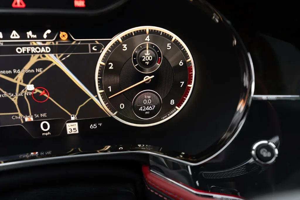 Bentley Flying Spur photo 41