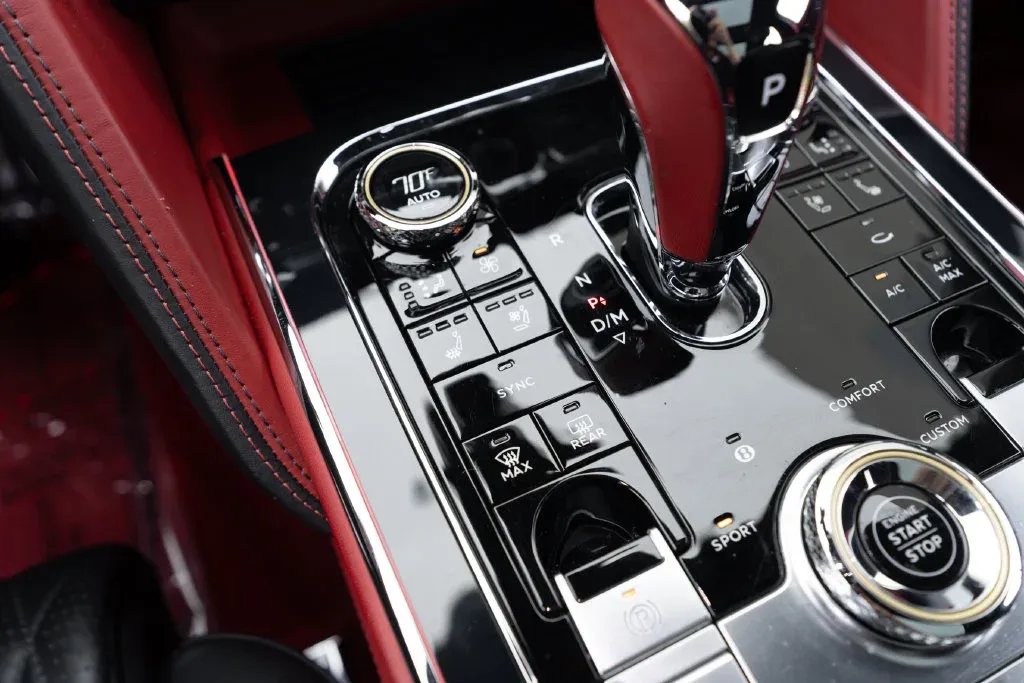 Bentley Flying Spur photo 49