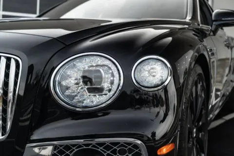 More photos of 2020 Bentley Flying Spur W12 at Atlanta Autos, GA
