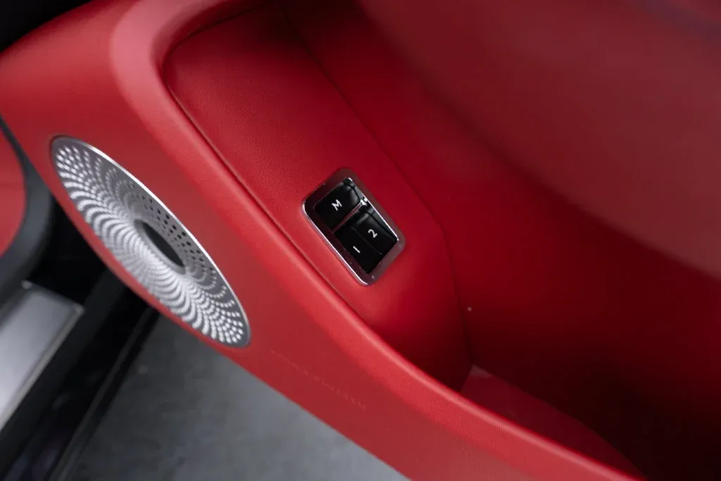 Bentley Flying Spur photo 60