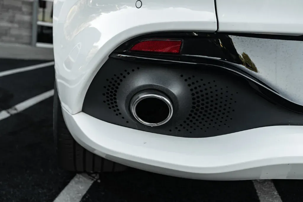 Aston Martin DBX photo 20